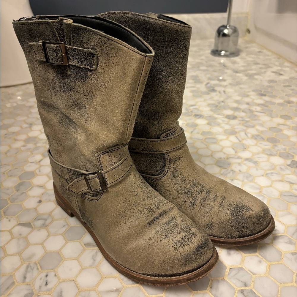 Charles boots